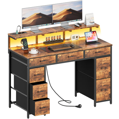Gaming-Schreibtisch mit 8 Stoffschubladen, Monitorständer mit LED-Beleuchtung, europäische Steckdosenleiste (2 AC/2 USB), Holzplatte, verstellbare Füße für Homeoffice/Gaming-Zimmer