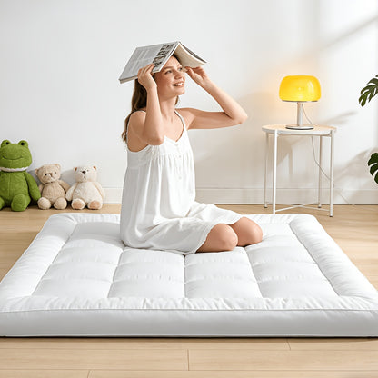 JOYHUT 10CM Weiche Matratzenauflage, Matratzen Topper 1100GSM, Gepolsterte Matratzenauflage, Mikrofaser, Extra Weich und Freundlich und Atmungsaktiv, mit Starken Gummibändern, Ganzkörperunterstützung, Leicht zu Reinigen, Aufrollbare Faltbare Aufbewahrung,