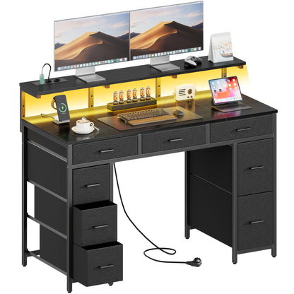 Gaming-Schreibtisch mit 8 Stoffschubladen, Monitorständer mit LED-Beleuchtung, europäische Steckdosenleiste (2 AC/2 USB), Holzplatte, verstellbare Füße für Homeoffice/Gaming-Zimmer