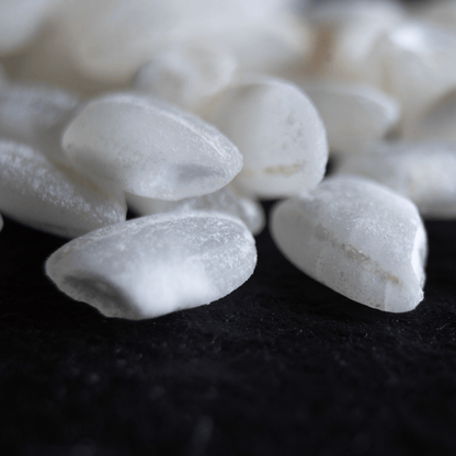 Natürliches Paraffinwachs zur Herstellung aromatischer Kerzen in 1 kg Beutel, DIY Basteln, Kerzenherstellungsset, weißes perlenförmiges Paraffin für Kerzen