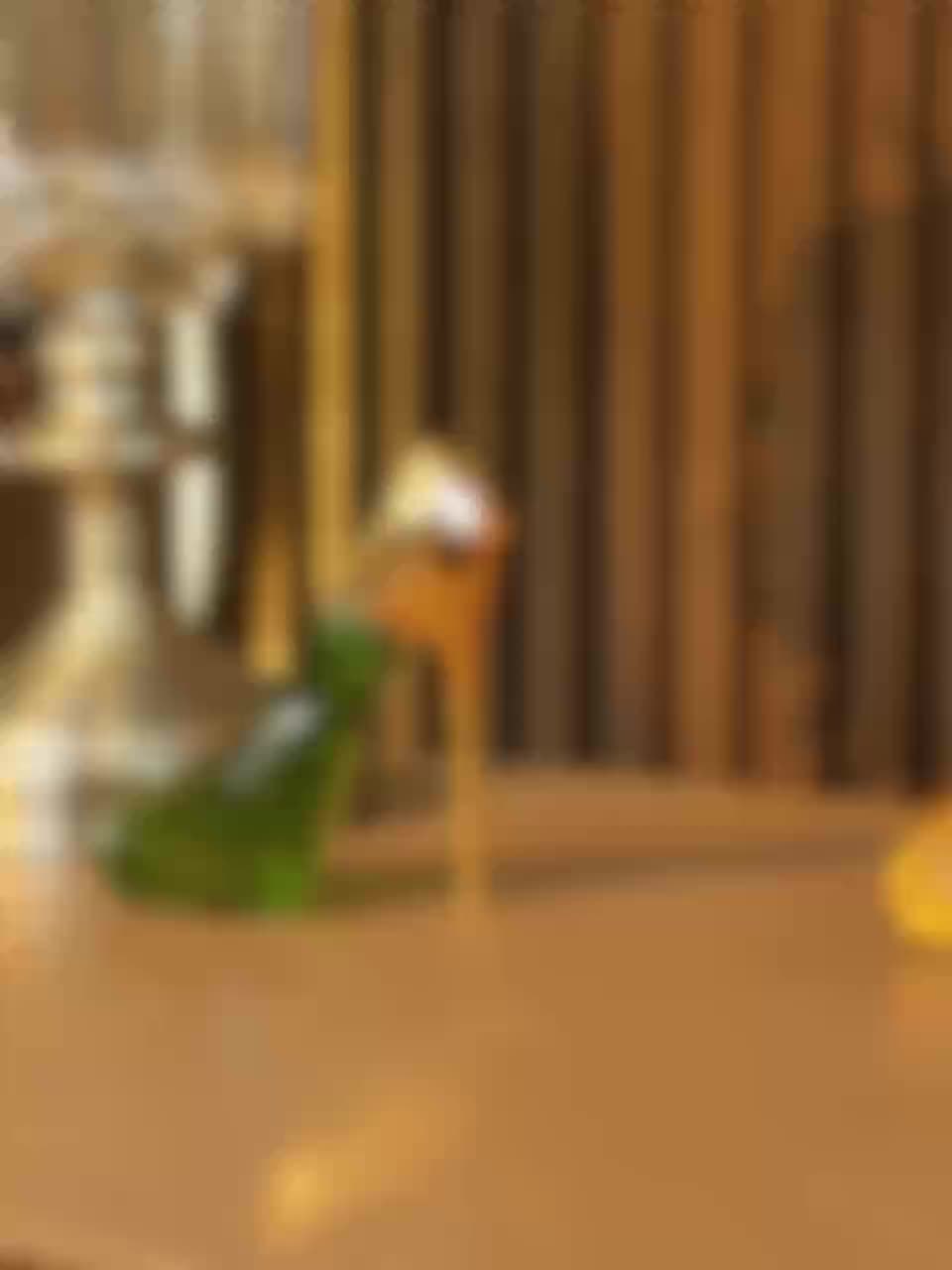 Herrenparfüm-Set, 2 Stück für Alltag und besondere Anlässe – Detailansicht 10