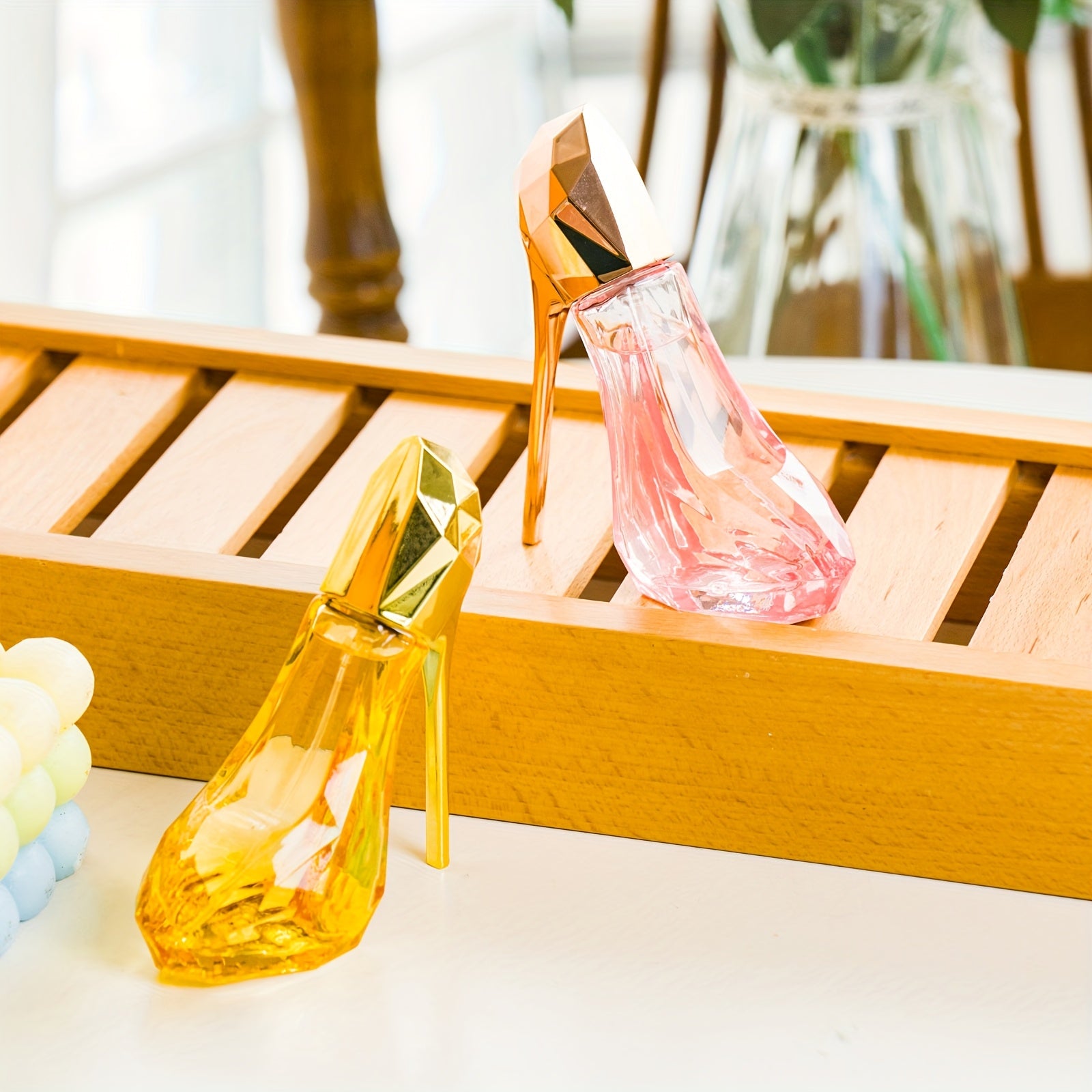 rosa und gelben High-Heel Schuhparfüms, 30 ml für Camping und Reisen – Hauptansicht