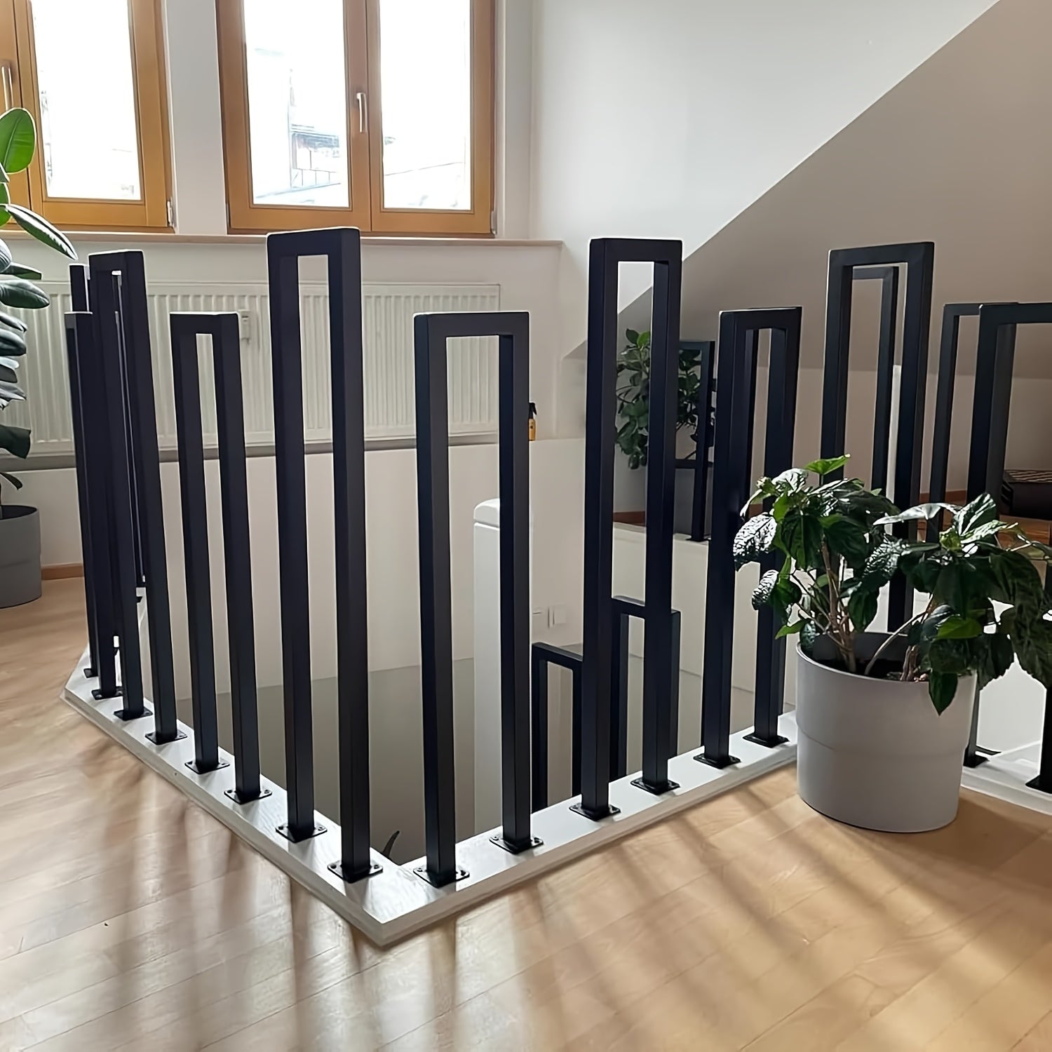 U-förmiges Geländer, rutschfest für Treppen und Innen- Außenbereich – Detailansicht 6